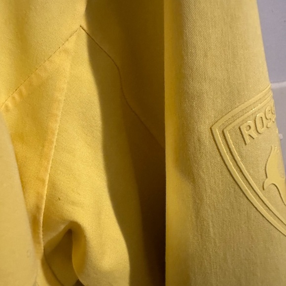 Bought a few new ski jackets this season so no need to keep. It’s perfect - Picture 1 of 3